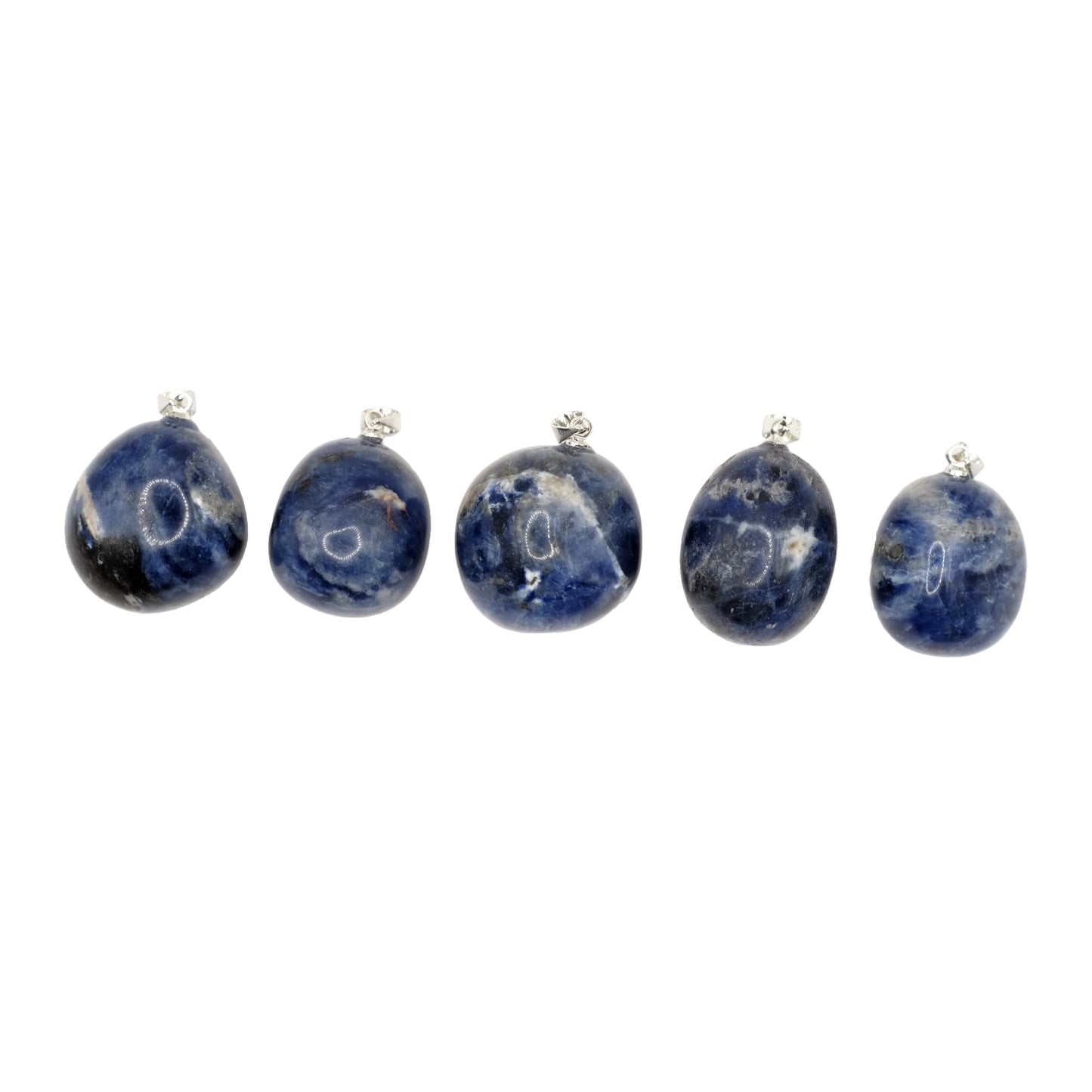 Pendentif pierre roulée en sodalite de Namibie.