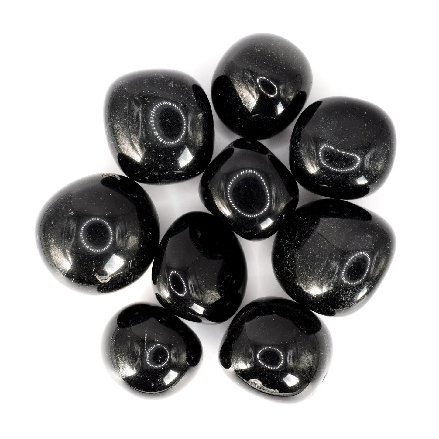 Ces pierres roulées en obsidienne de qualité A proviennent du Mexique, et mesurent entre 3 et 4 cm.