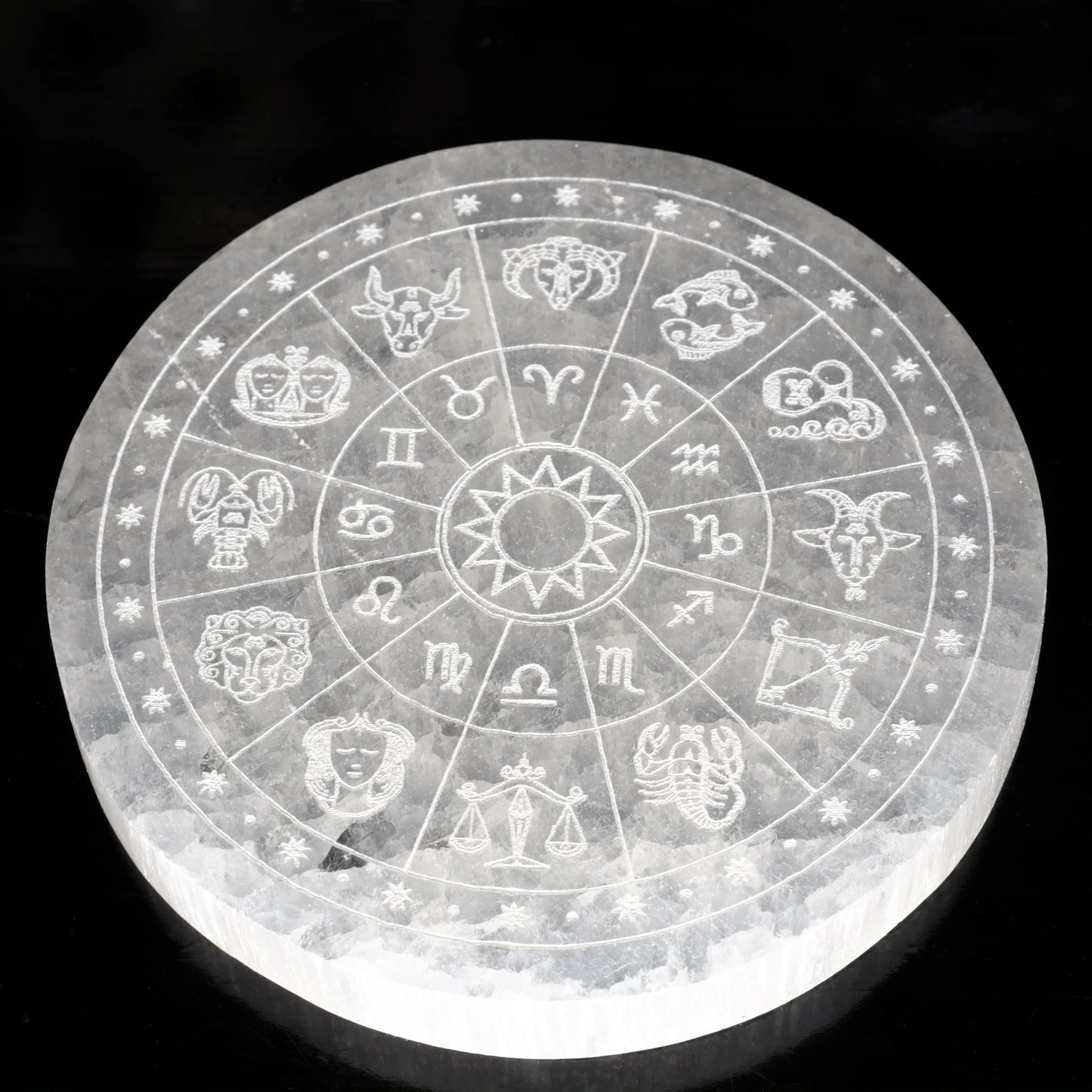 Plaque ronde en sélénite du Maroc de qualité A+ (Élevée), avec motif "roue du zodiaque".