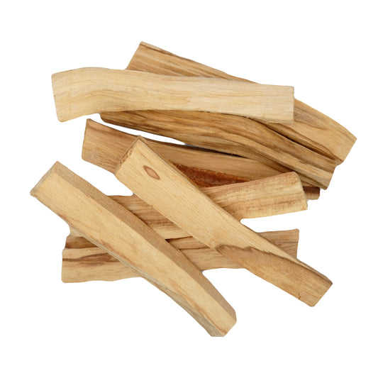 Ces bâton de Palo Santo de qualité A proviennent du Pérou.
