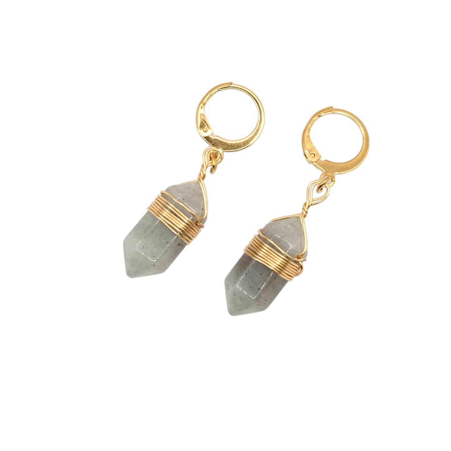 Boucles d'oreilles pointe pendante en labradorite de Madagascar.