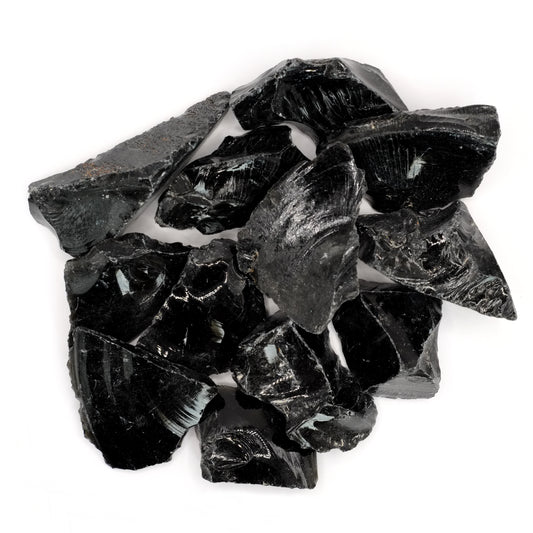 Ces pierres brutes en obsidienne noire de qualité A proviennent du Mexique, et mesurent entre 3 et 6 cm.